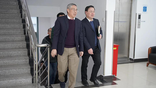 上海市浦东新区政府副区长吴强等调研HJC黄金城平台生物医药